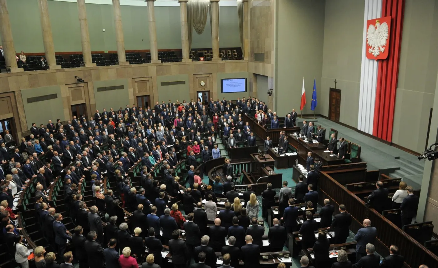 Emerytury bez podatku i niższej stawki PIT nie będzie. Podsumowanie 60. posiedzenia Sejmu