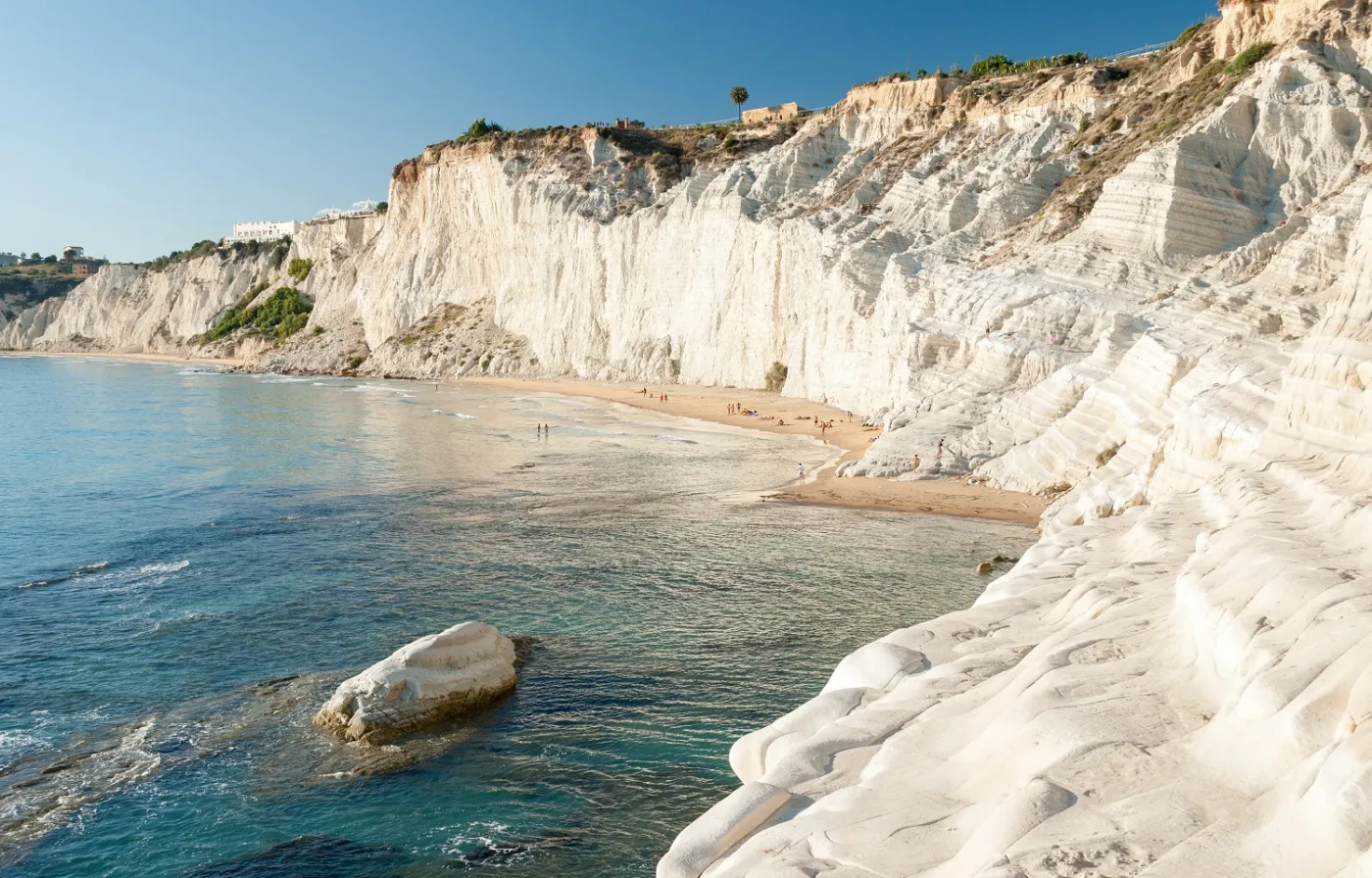 3301693-scala-dei-turchi-sycylia.jpg