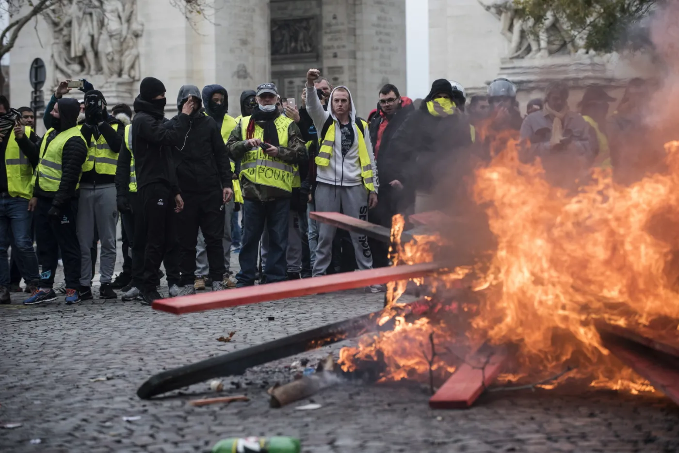 Protesty we Francji. Kto okiełzna Żółte Kamizelki