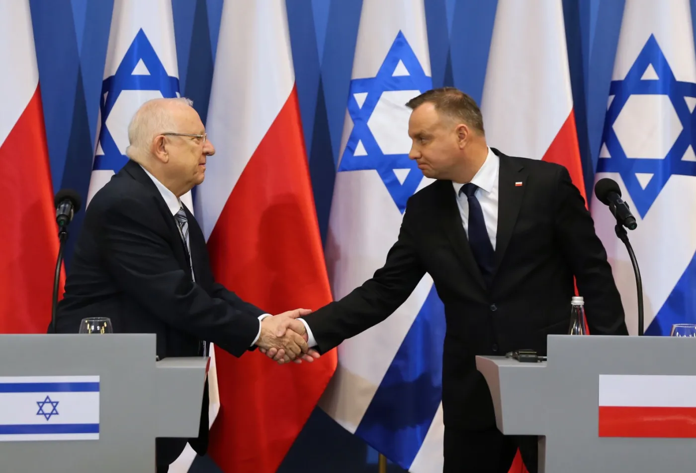 Duda w Oświęcimiu: Nie mogłem być obecny w Yad Vashem jako prezydent RP