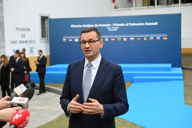 Premier: Dzięki sprawnemu działaniu państwa, Polacy z Wuhan są w drodze do kraju