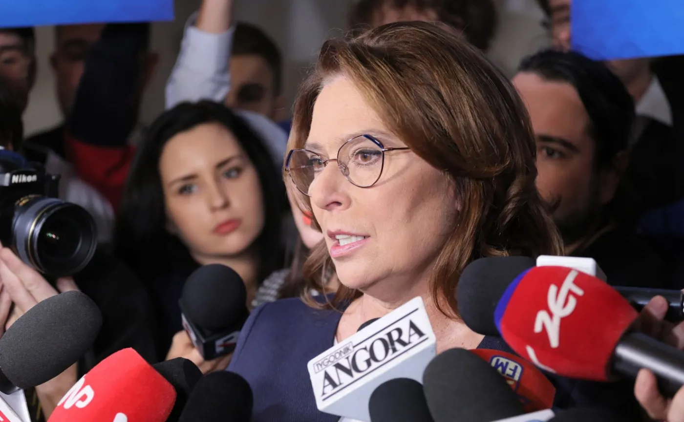 Kidawa-Błońska: Prezydent zdradził Polaków, zatwierdził zamach na praworządność