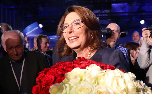 "Obrzydliwy spektakl". Kidawa-Błońska krytykuje ujawnienie materiałów o Kwaśniewskich