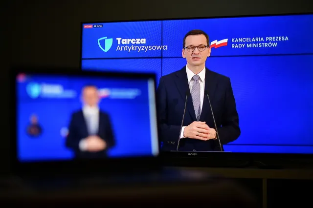 100 mld złotych na ratowanie firm. Nowa tarcza osłoni małych i dużych