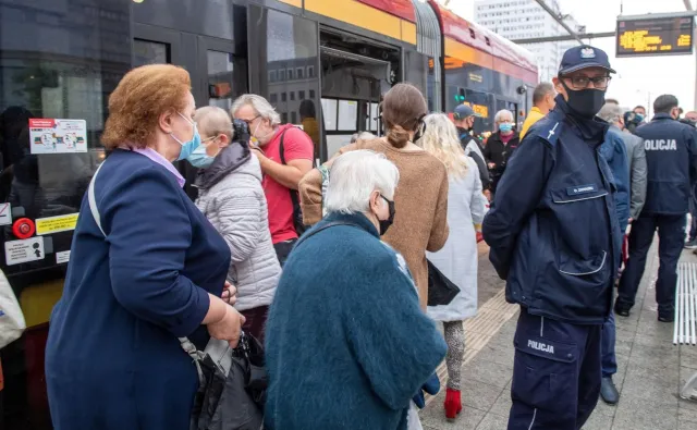 Szumowski: Będą wzmożone kontrole w miejscowościach turystycznych