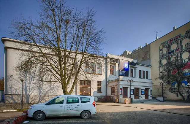 W łodzkim teatrze Powszechnym - premiera "Rodziny" Antoniego Słonimskiego