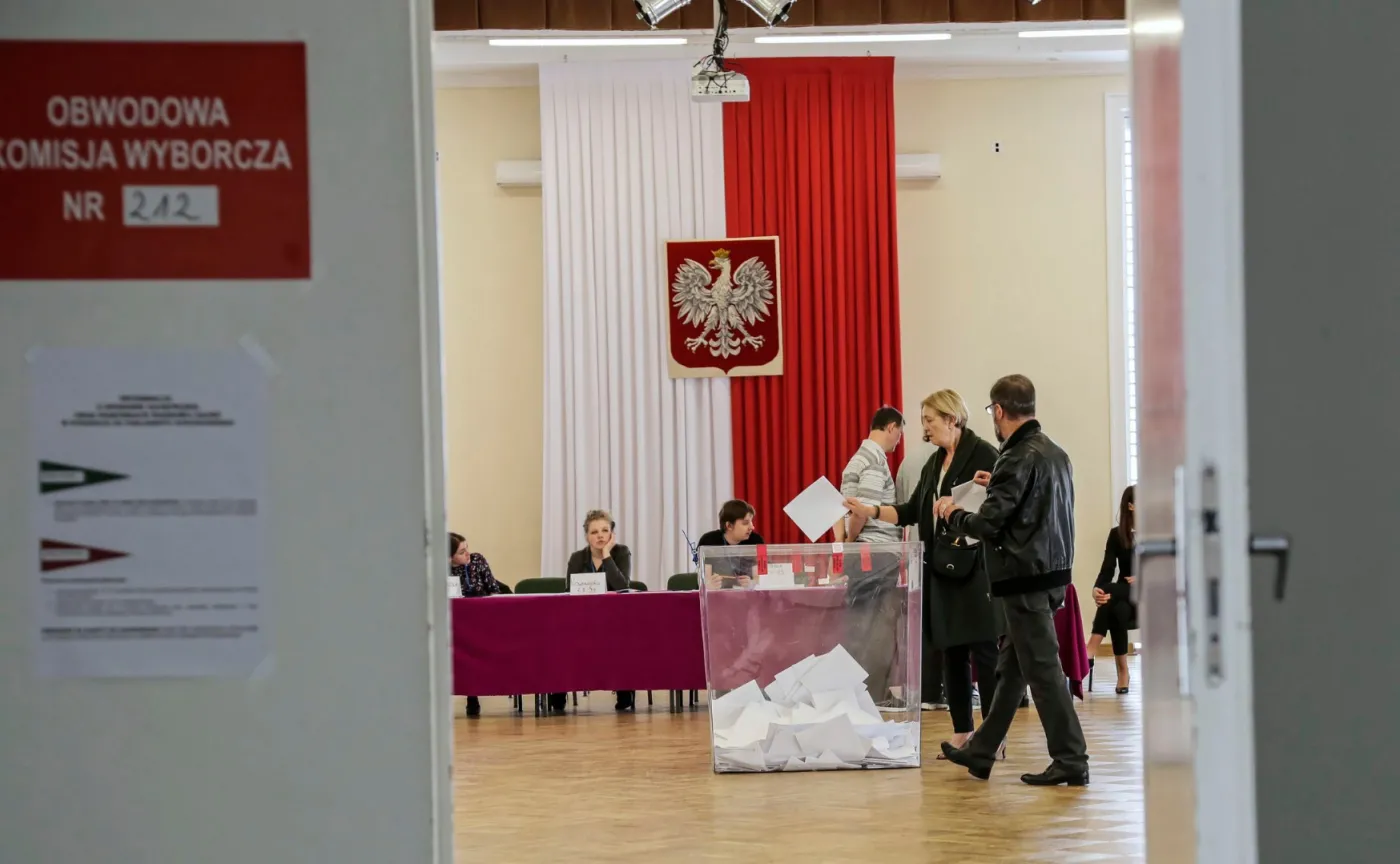 Frekwencja w wyborach do PE wyniosła 43 proc. [IPSOS]