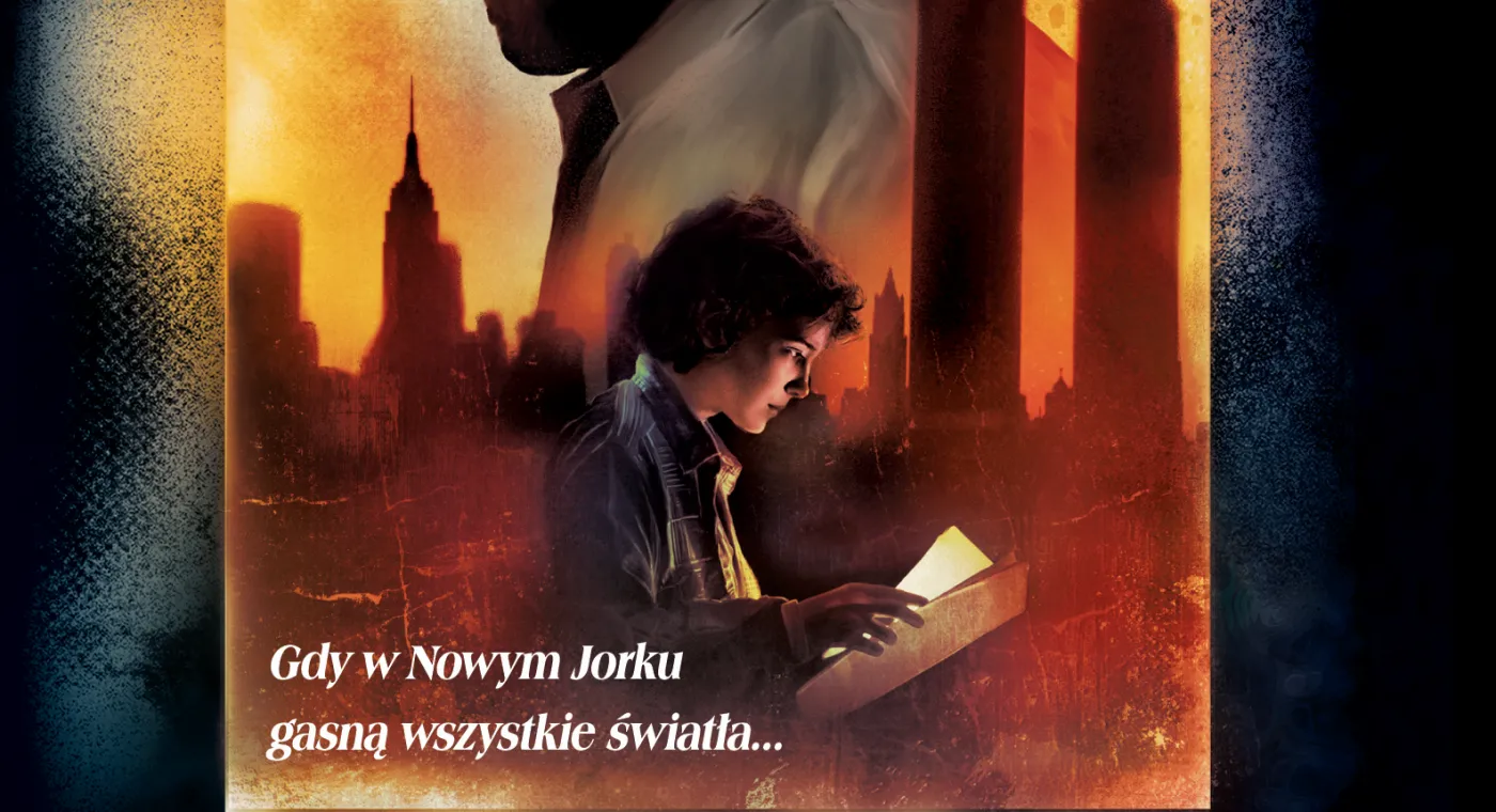 Adam Christopher „Ciemność nad miastem"