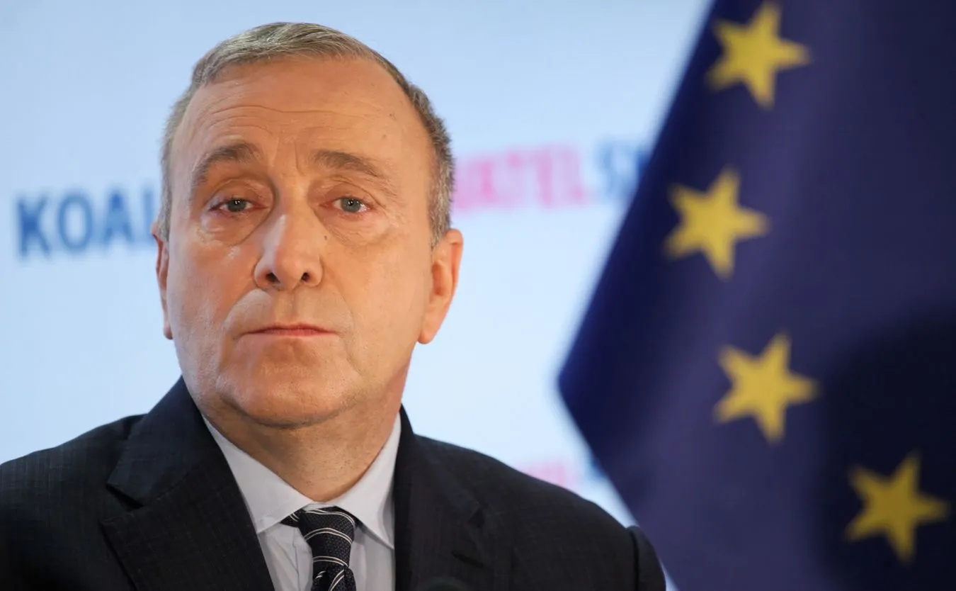Schetyna tak łatwo się nie podda. "Biorę pod uwagę ponowne ubieganie się o funkcję szefa PO"