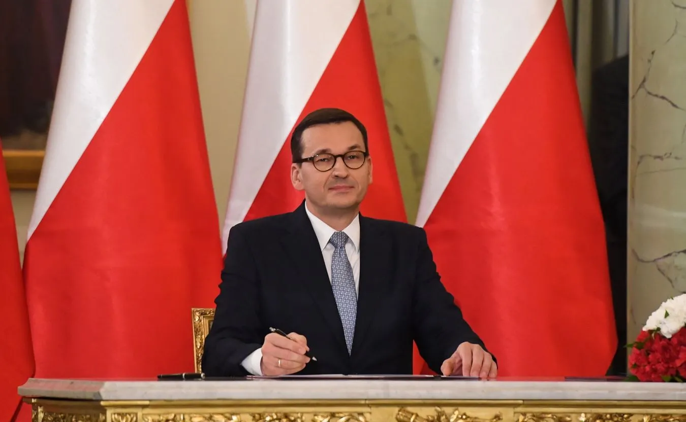 Mateusz Morawiecki zaniepokojony "małpkami": Alkohol jest dla ludzi, ale powinniśmy pić z umiarem