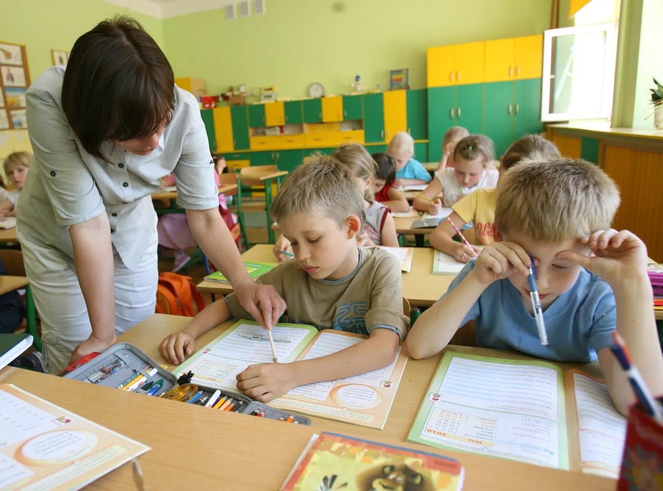 Dodatki dla nauczycieli 2024. Które z nich zmienią się po podwyżkach?