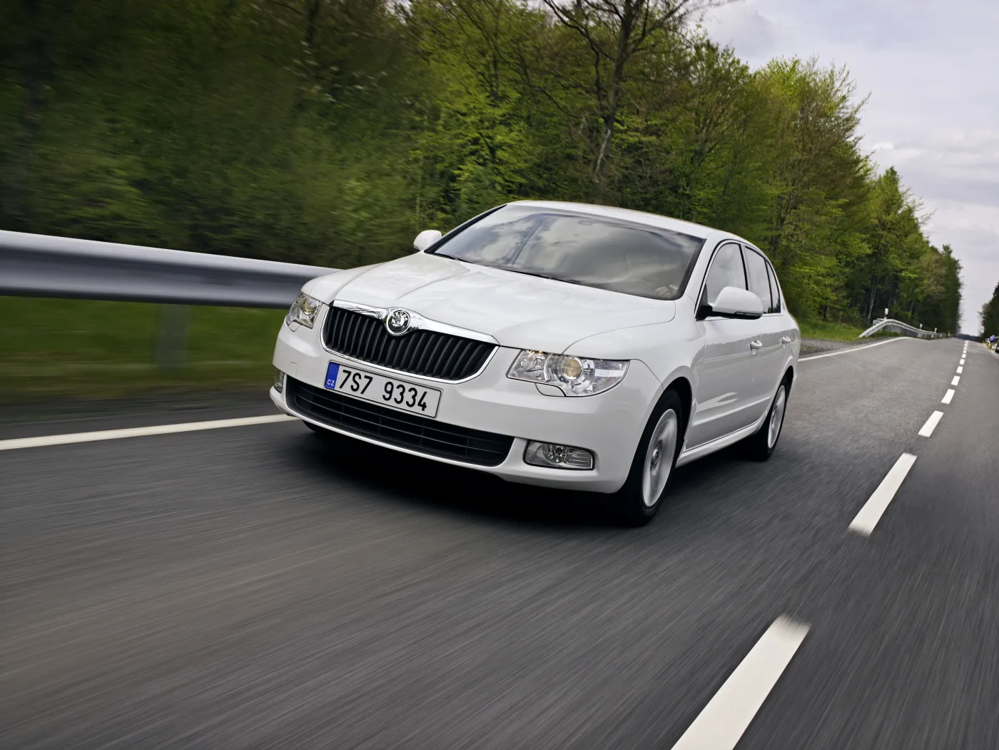 fr_skoda_007_151489a_843308.jpg