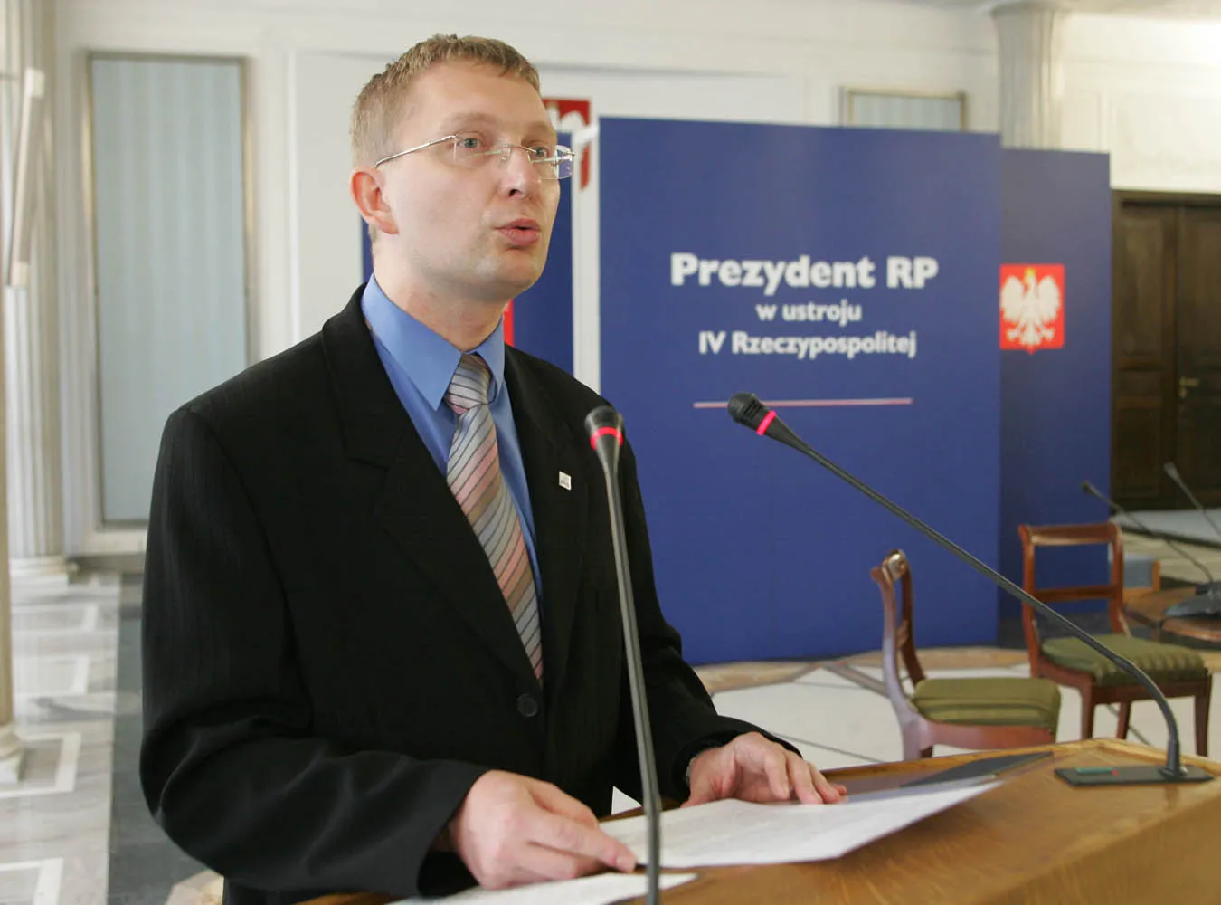 Poseł PiS: Niech prawica zniszczy parlament