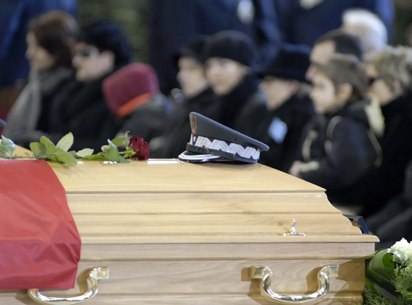 Wdowy po poległych pilotach najgorsze przed nami