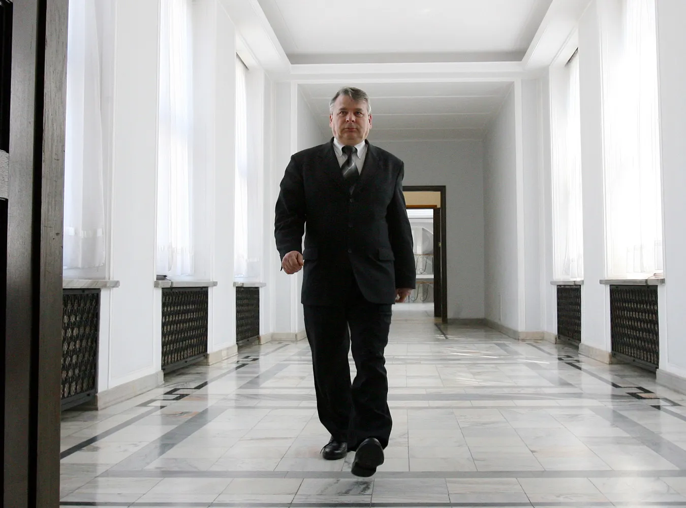 "Niech Borusewicz nie dyskutuje z papieżem"