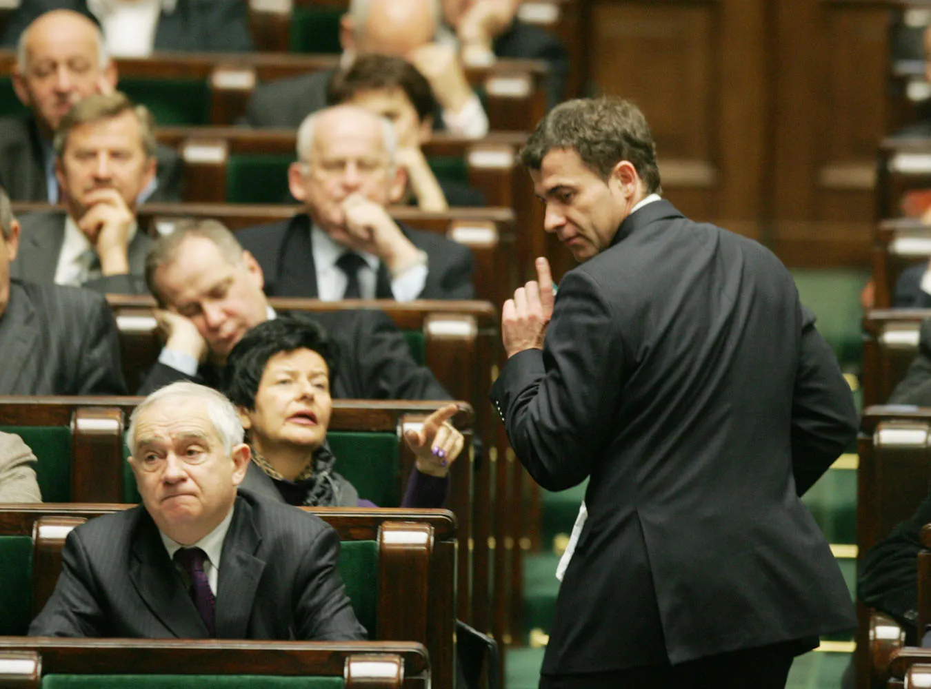 Rządząca koalicja zabiega o głosy lewicy