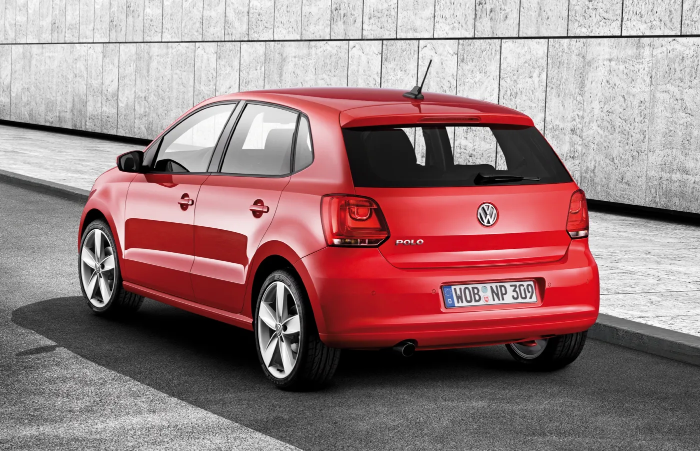 fr_vw_polo_02_171262a_1117411.jpg