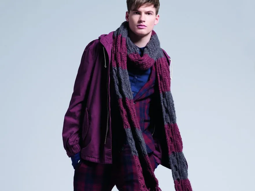 Szaleństwo krat i koloru dozwolone również u panów. River Island