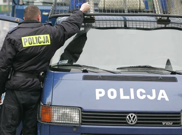 Policjanci dostaną więcej uprawnień do inwigilacji i śledzenia obywateli