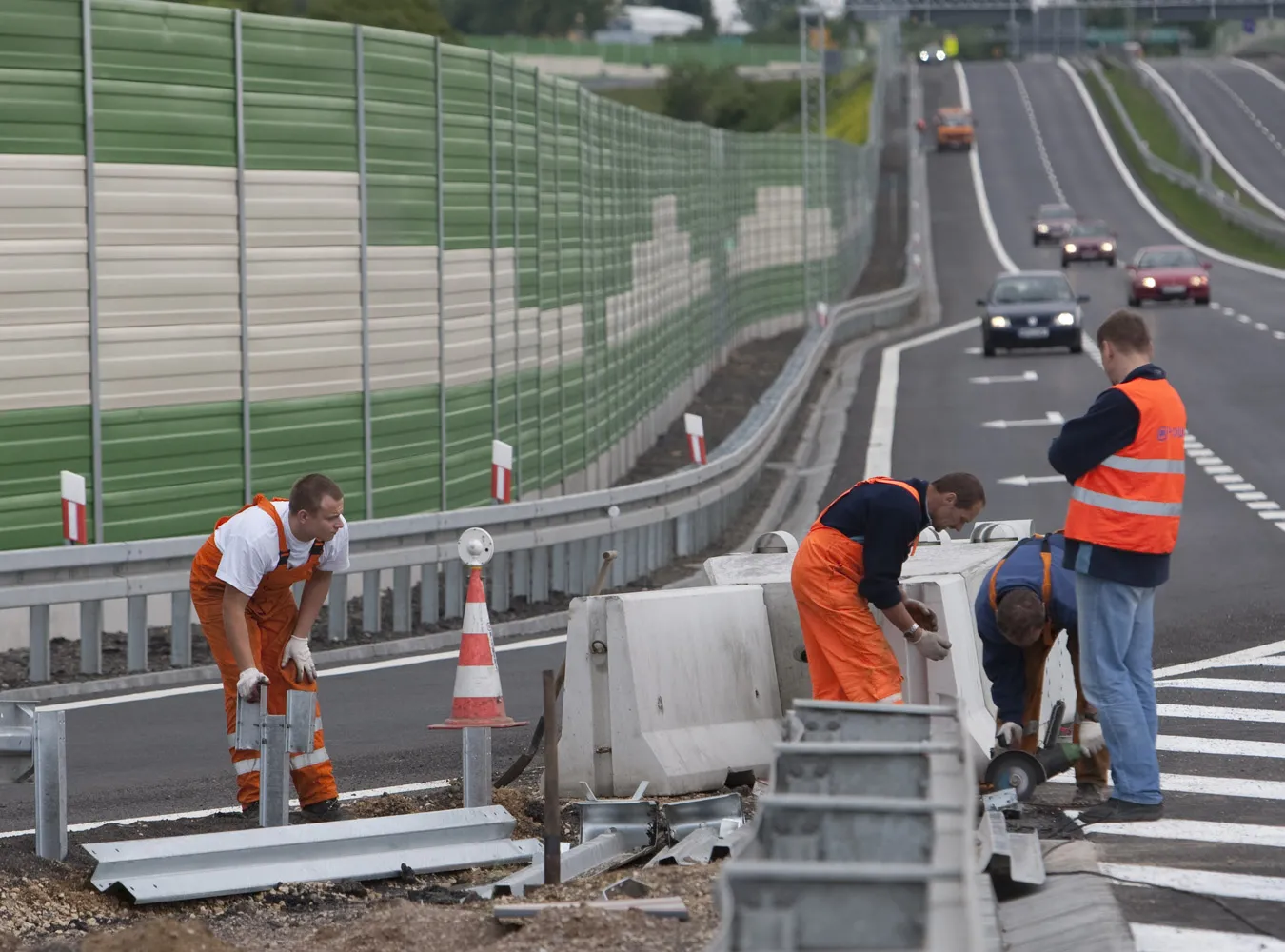 Rząd nie buduje dróg, a firmy tracą miliony