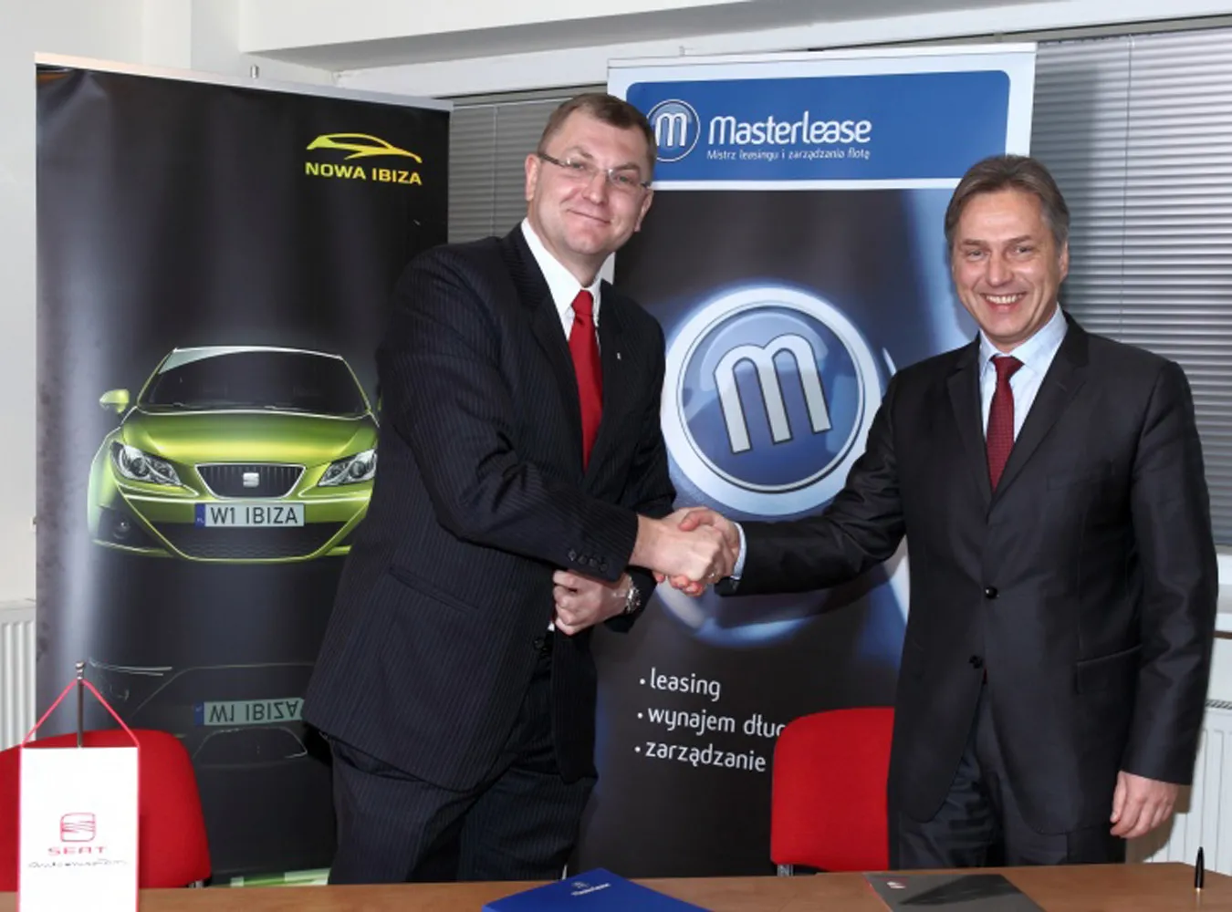 seat_i_masterlease_02_1666617.jpg