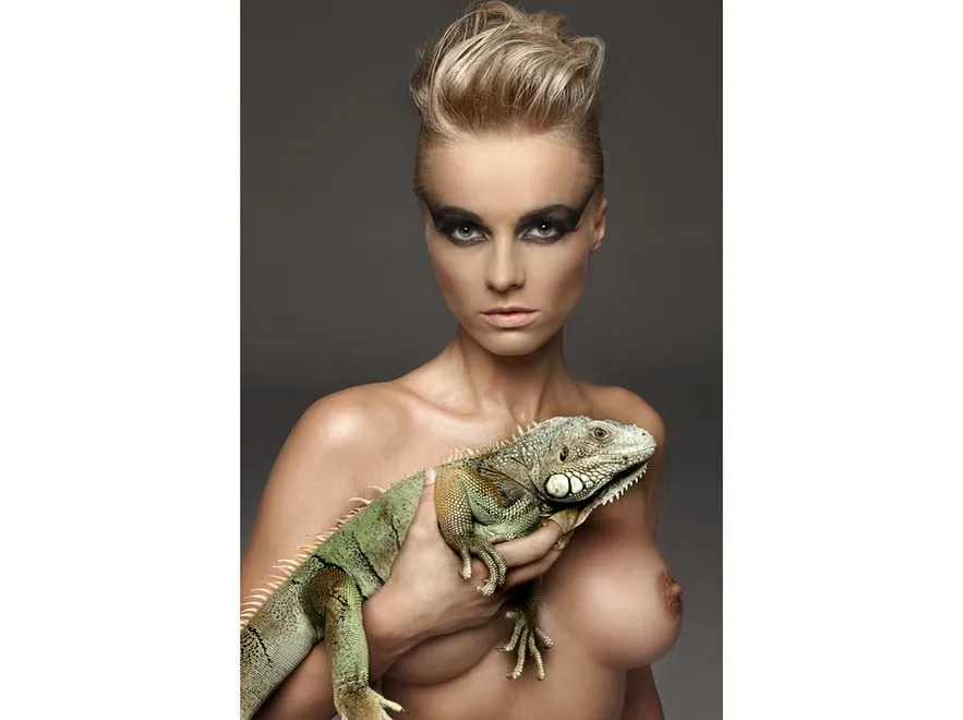 100803_topmodel_0700_1674327.jpg