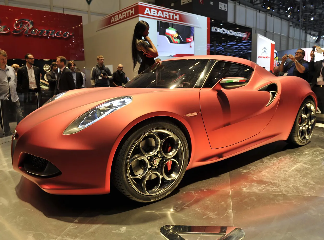 1847769-alfa-romeo-4c-concept.jpg