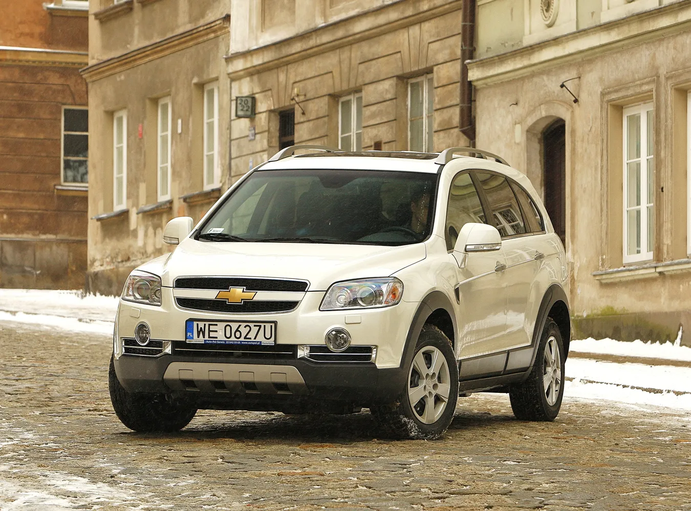 1917345-chevrolet-captiva-2.jpg