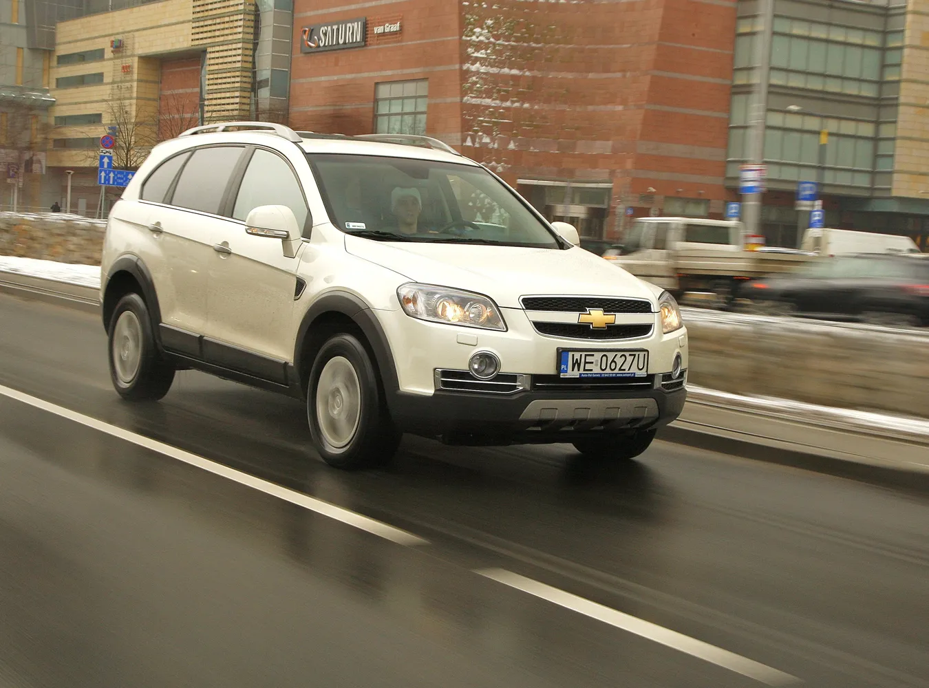 1917820-chevrolet-captiva-11.jpg