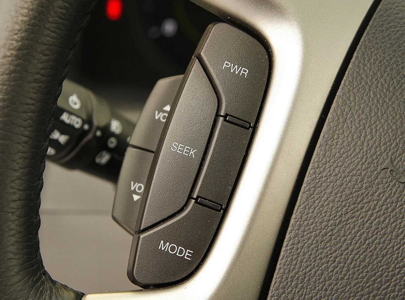 1918145-chevrolet-captiva-21.jpg