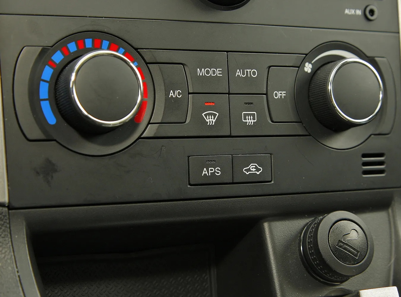 1918220-chevrolet-captiva-24.jpg