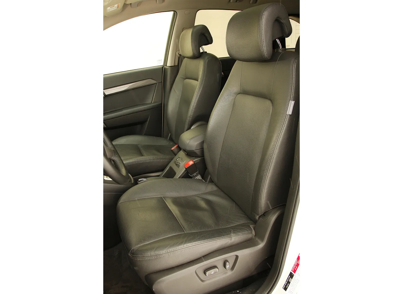 1918295-chevrolet-captiva-27.jpg