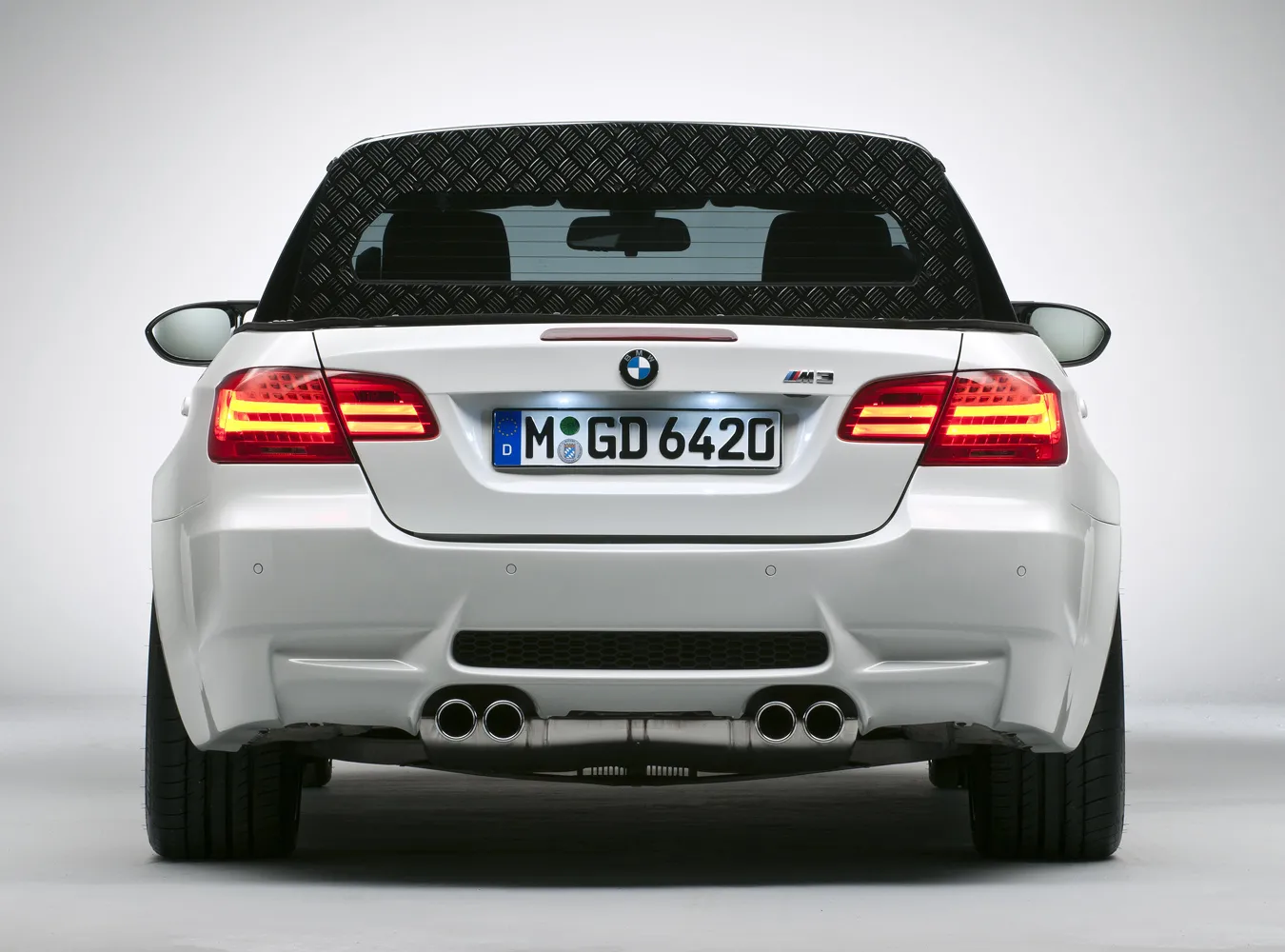 1950469-bmw-m3-pikap-picup-10.jpg