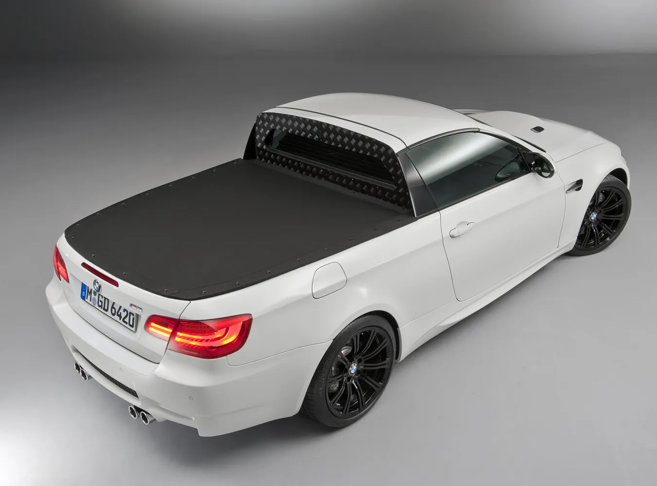 1950369-bmw-m3-pikap-picup-5.jpg