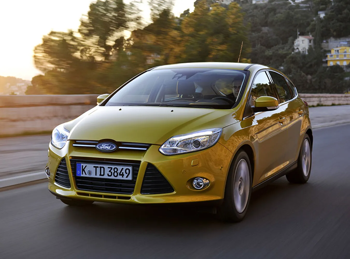 1827305-allnewfordfocus-037.jpg