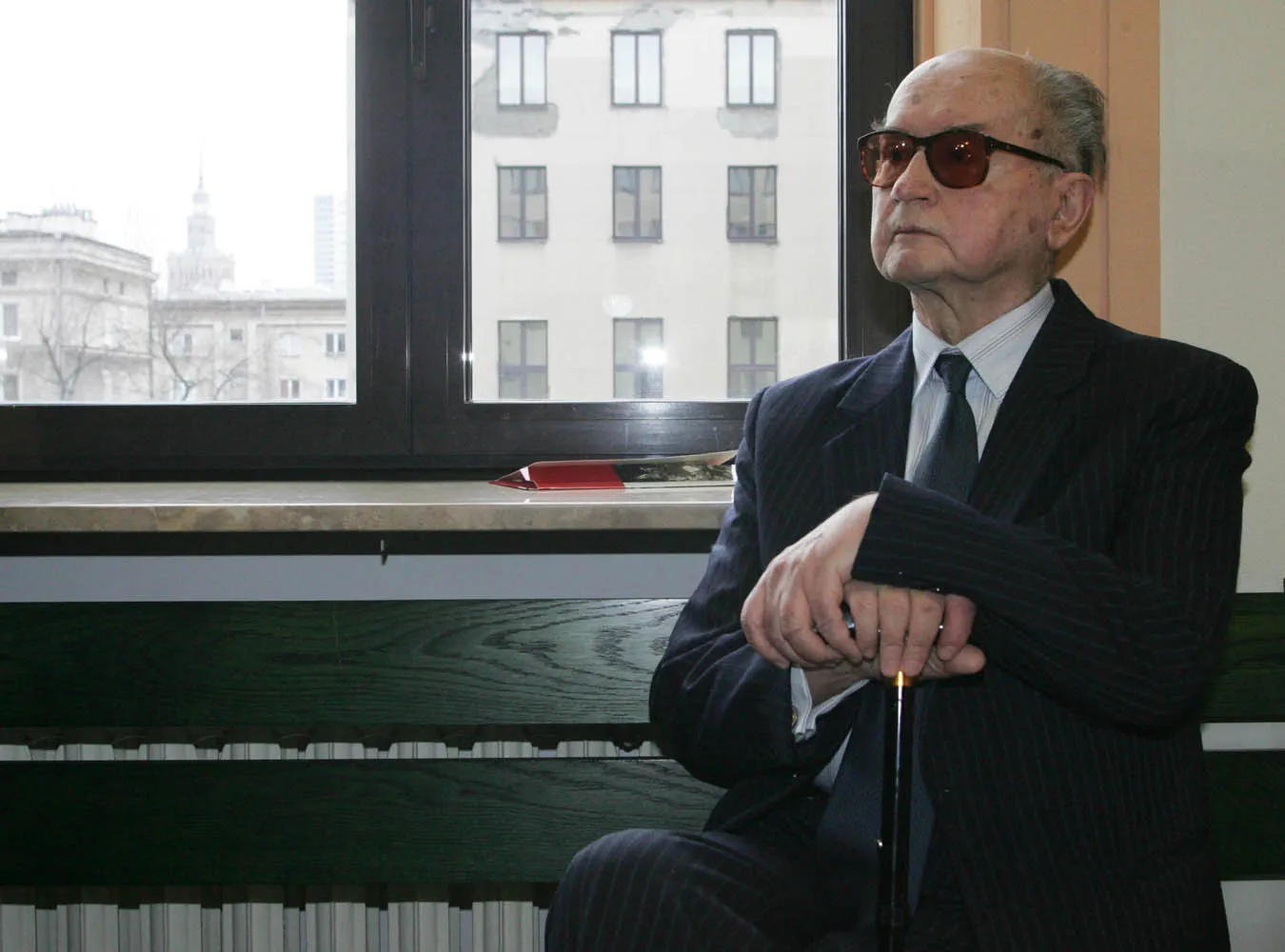 Sondaż Jaruzelski lepszy od Kaczyńskich