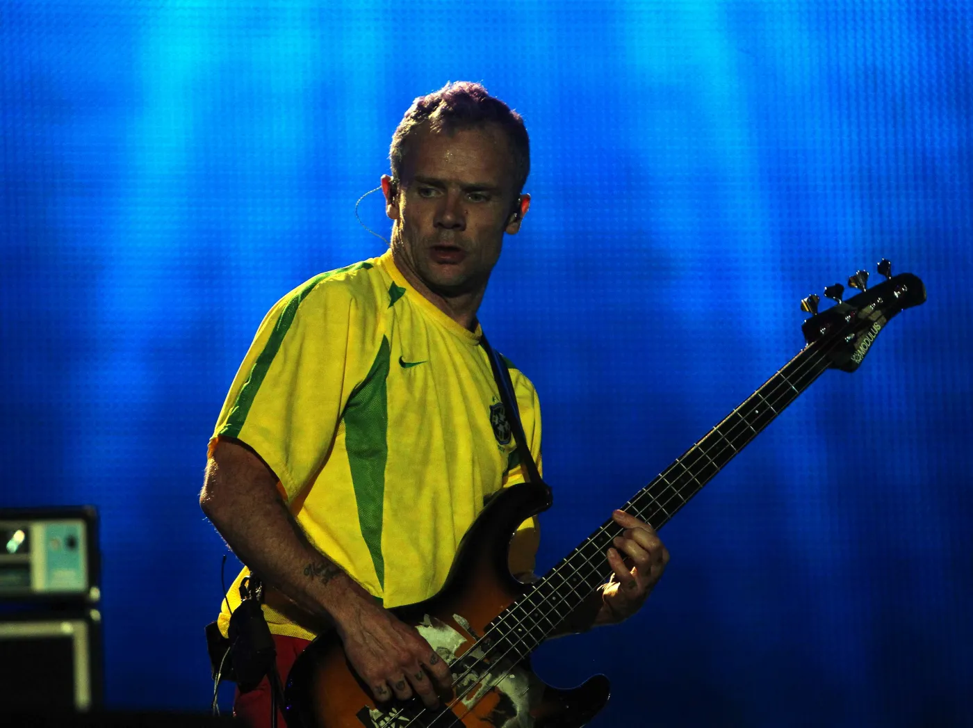 2531279-red-hot-chili-peppers.jpg