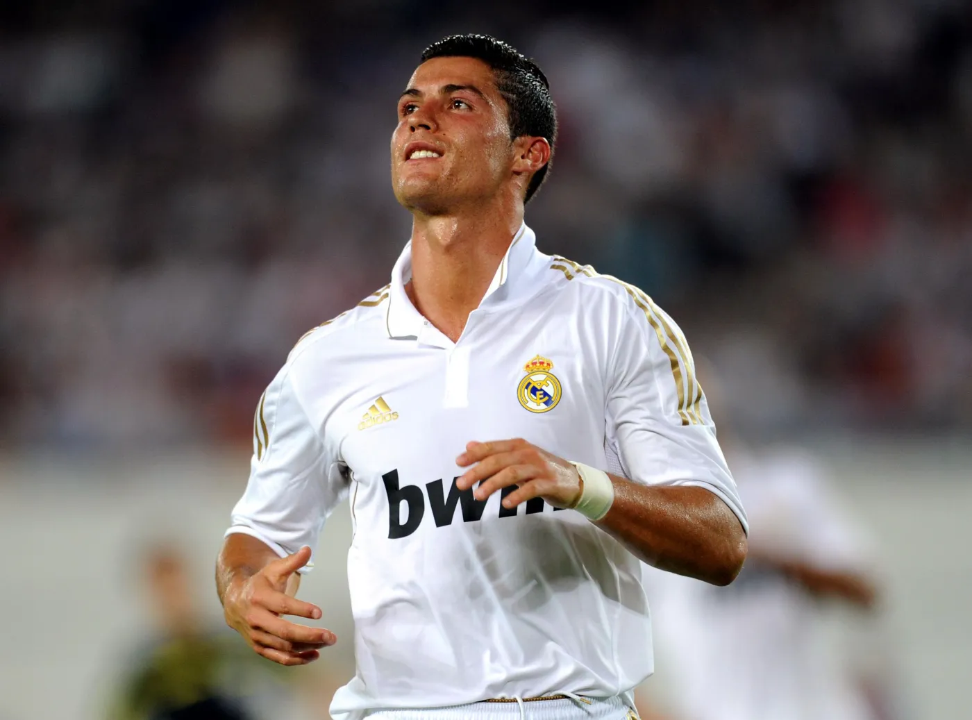 Ronaldo pozwie opiekunkę do dziecka. Zobacz za co