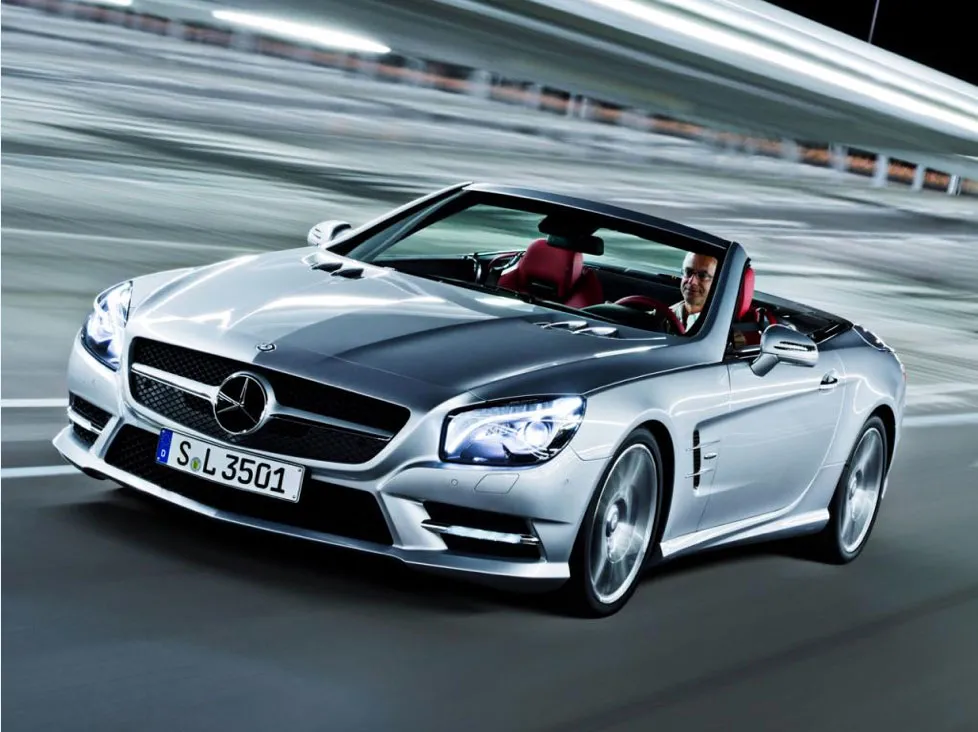 2858481-05-2012-mb-sl-leak2.jpg