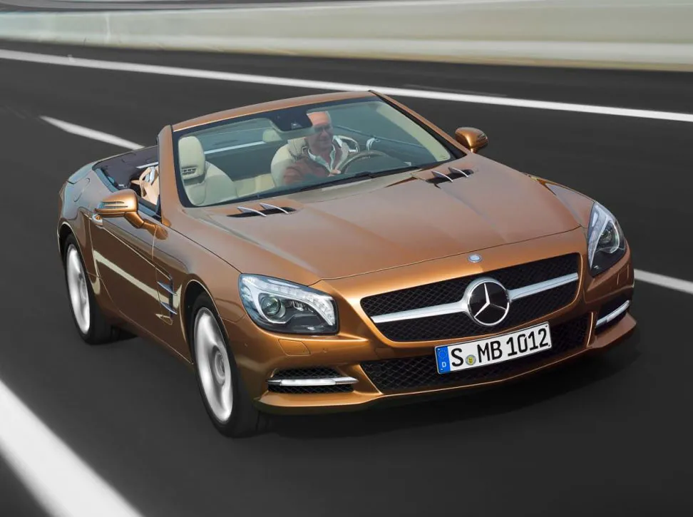 2859075-21-2012-mb-sl-leak2.jpg