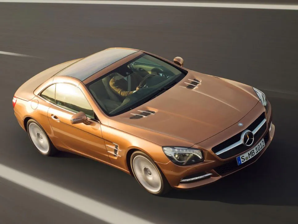 2859048-20-2012-mb-sl-leak2.jpg