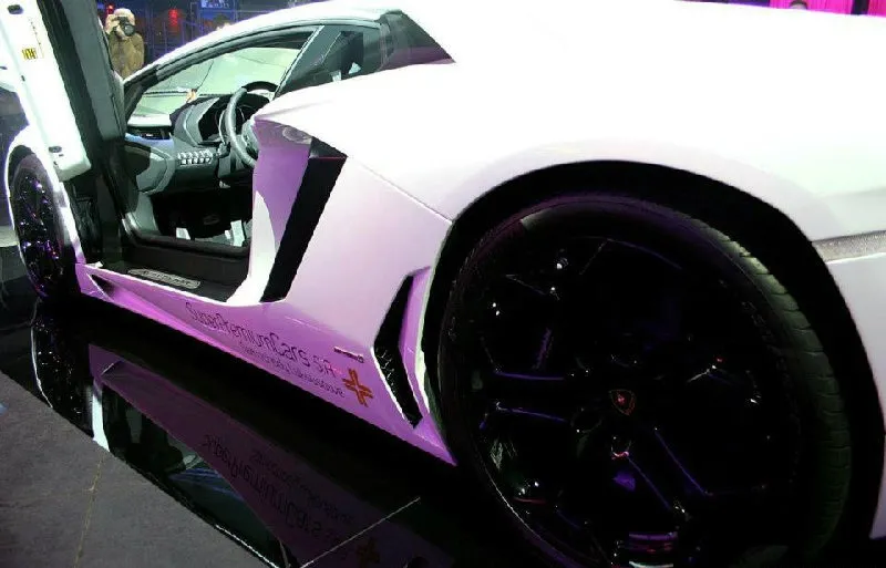 3308779-lamborghini-aventador.jpg