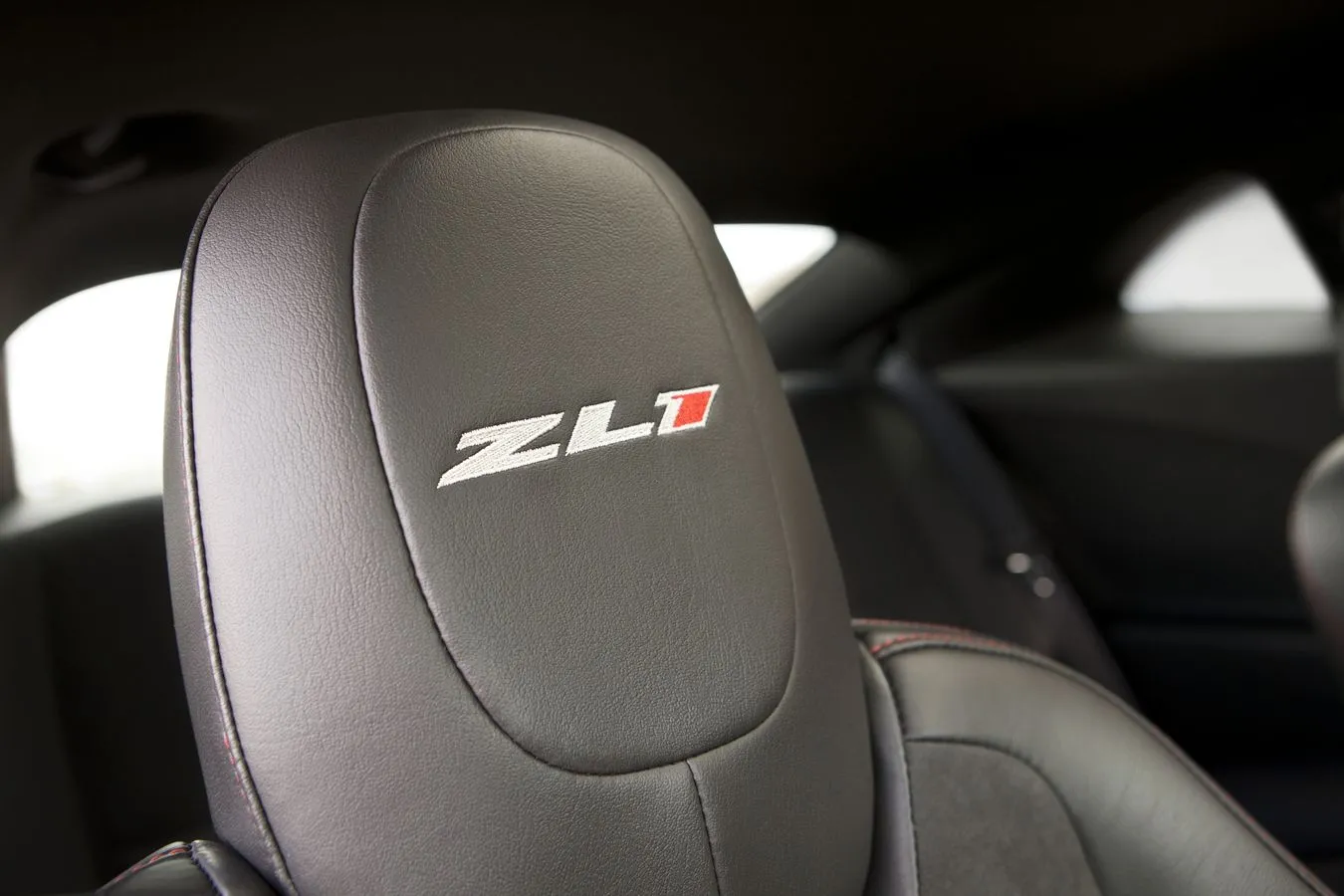 3148522-chevrolet-camaro-zl1.jpg