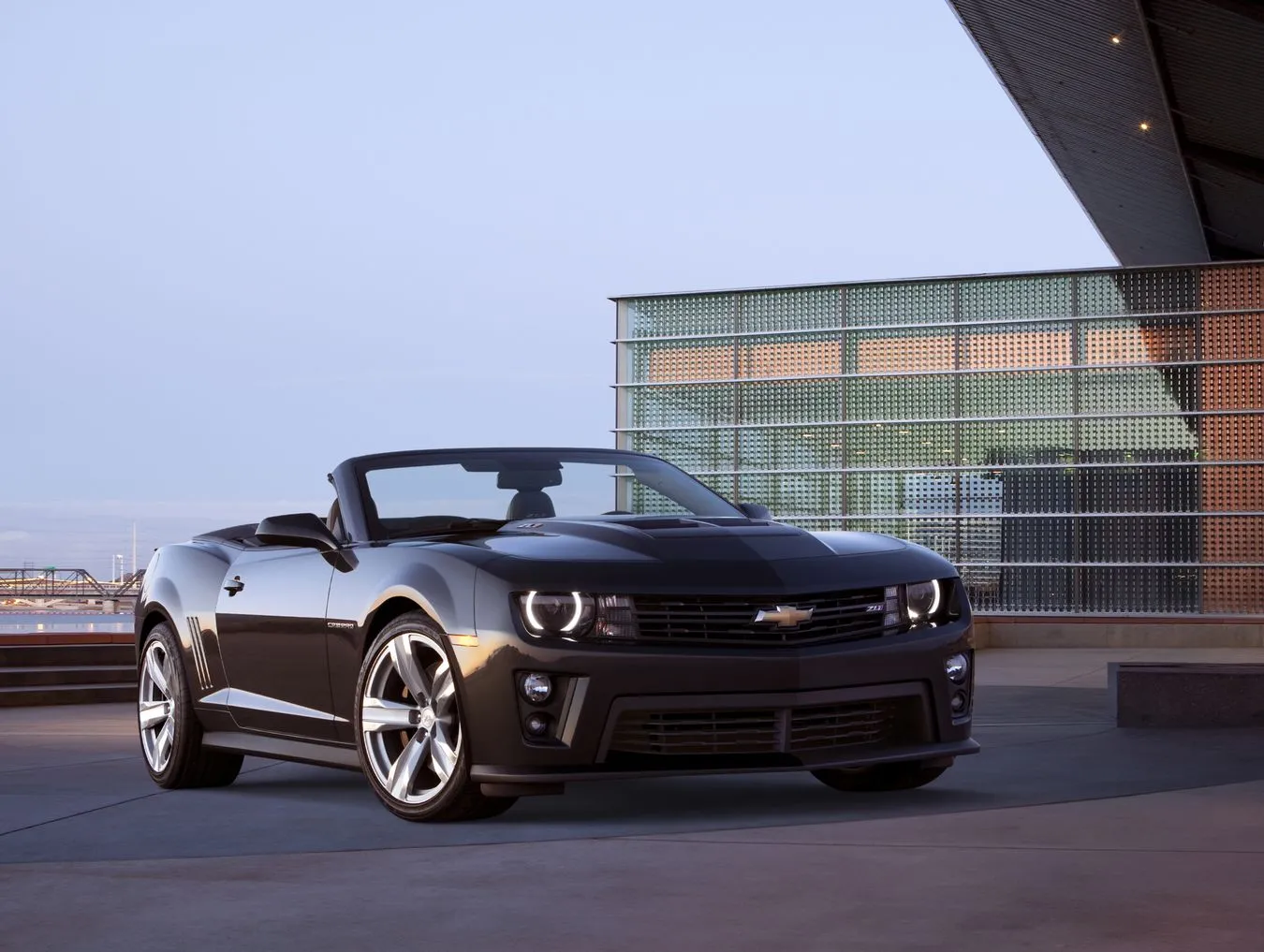 3148866-chevrolet-camaro-zl1.jpg