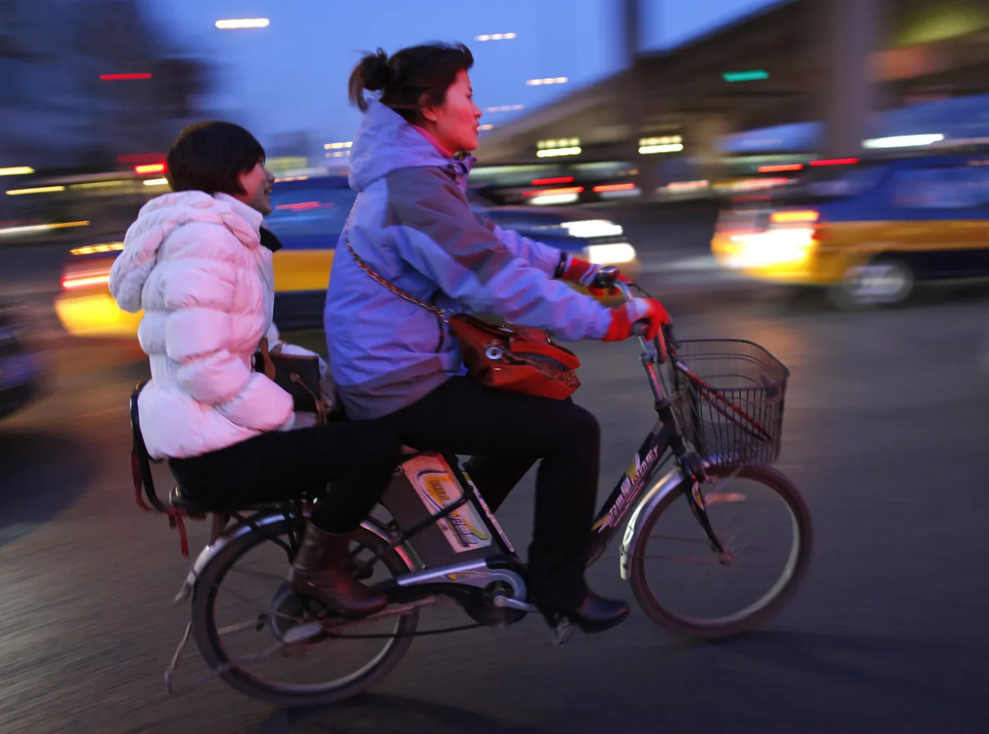 3230604-rower-chiny-motorower.jpg