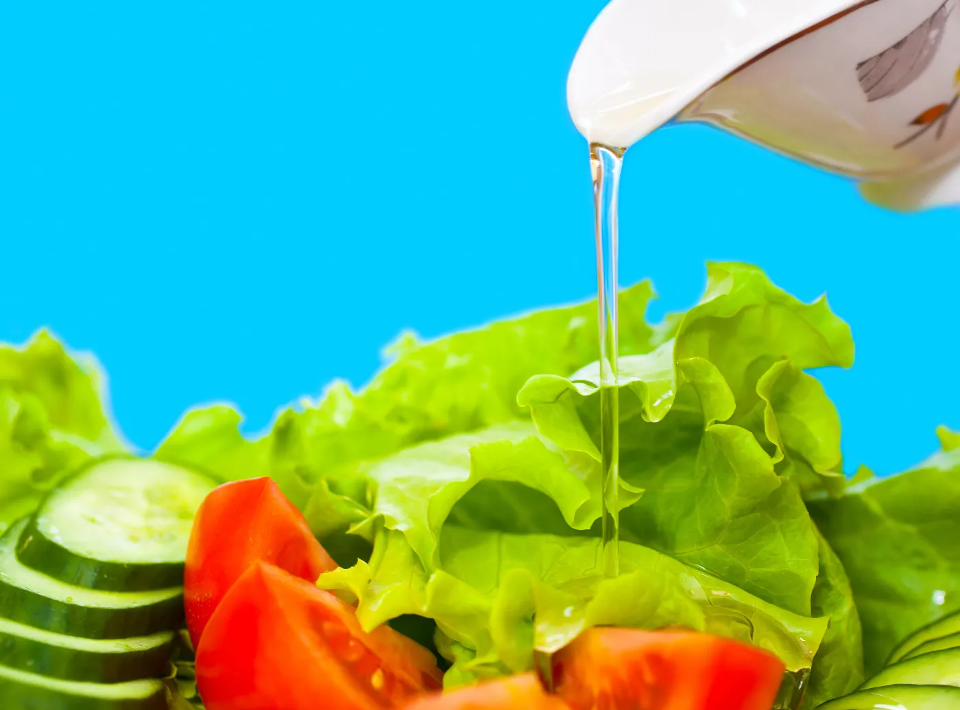3666233-salatka-salata-oliwa.jpg
