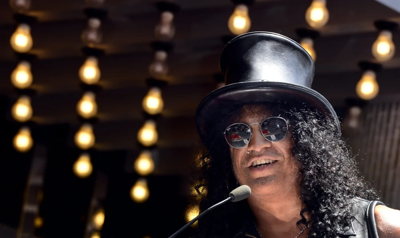 3766181-slash-na-walk-of-fame.jpg