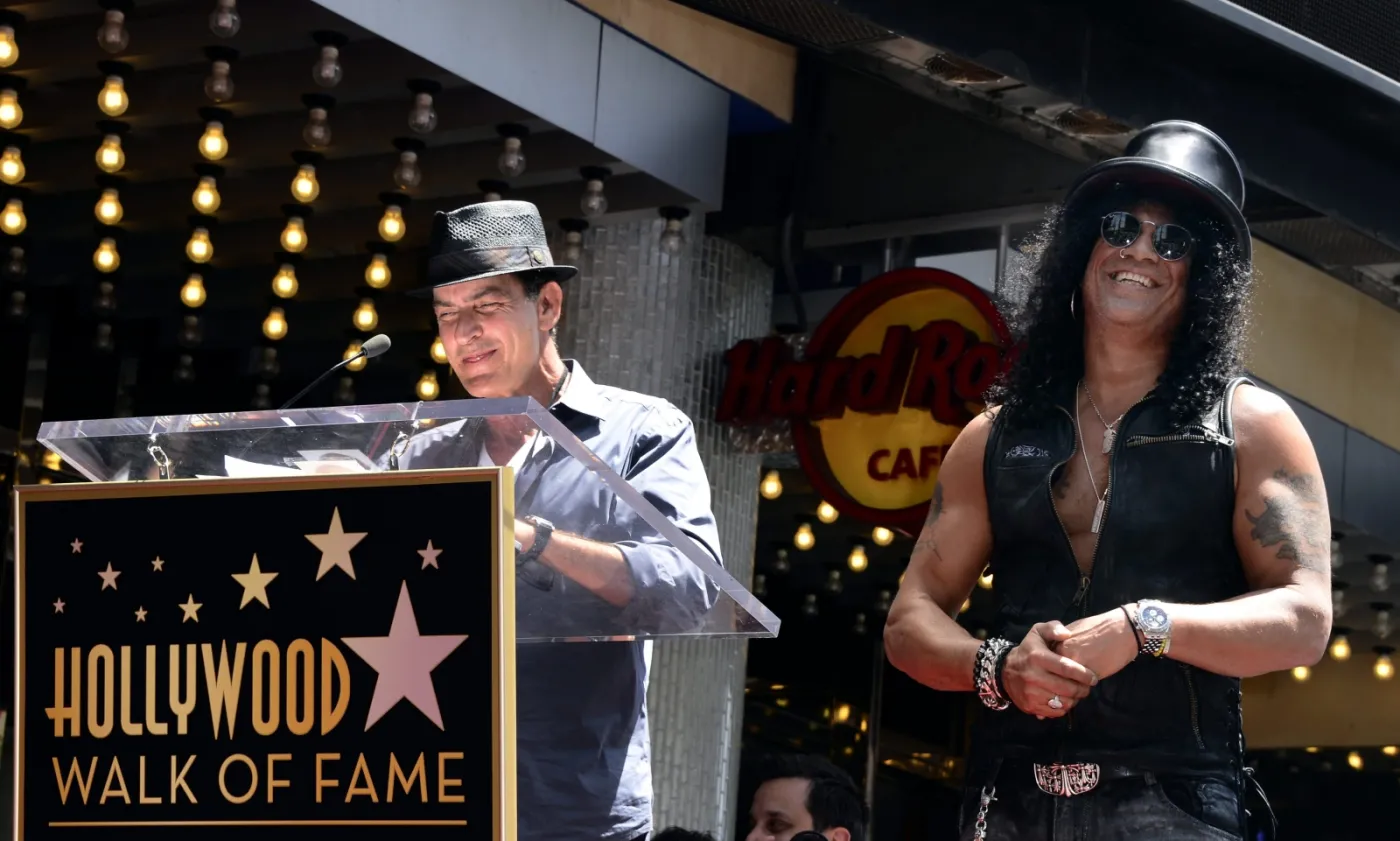 3766210-slash-na-walk-of-fame.jpg