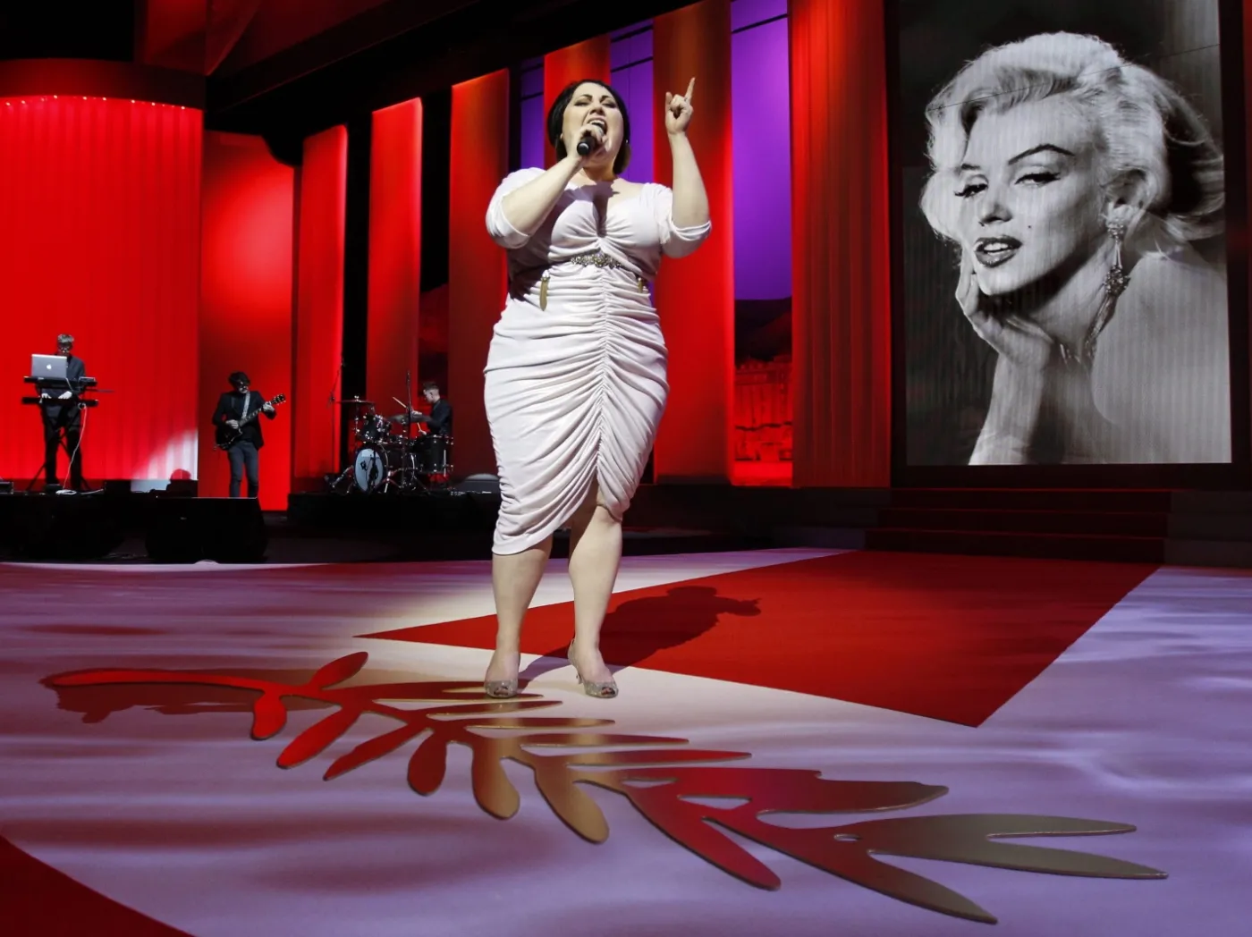 3506126-beth-ditto-i-gossip.jpg