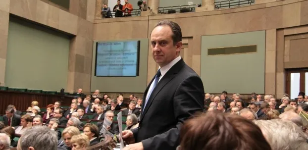 3531867-andrzej-gut-mostowy.jpg